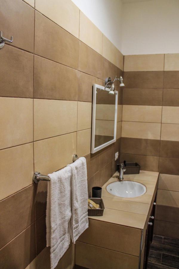 Alexander House Otel Palermo Dış mekan fotoğraf